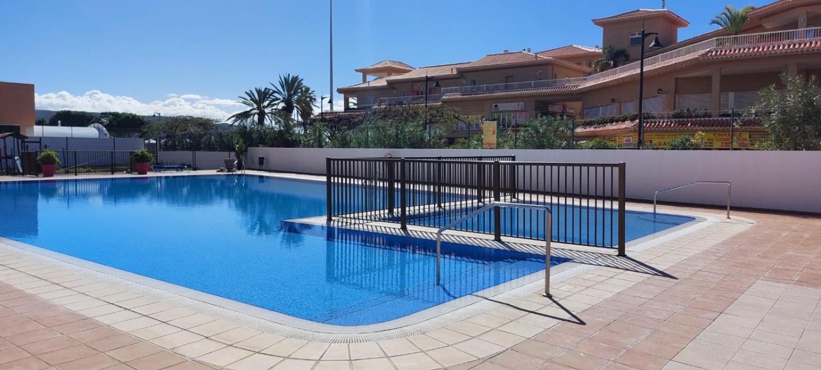 Firstline Apartment Los Cristianos Arona  Exterior photo