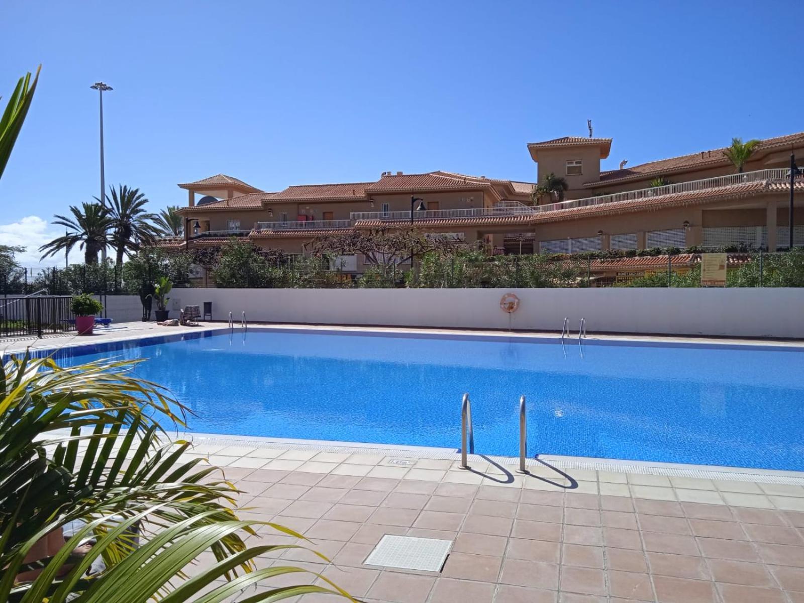 Firstline Apartment Los Cristianos Arona  Exterior photo